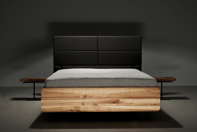 BOXSPRING łóżko designerskie z litego drewna z tapicerowanym zagłówkiem